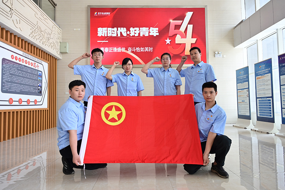db486417b3ebed8c532e24c3c28275d.jpg