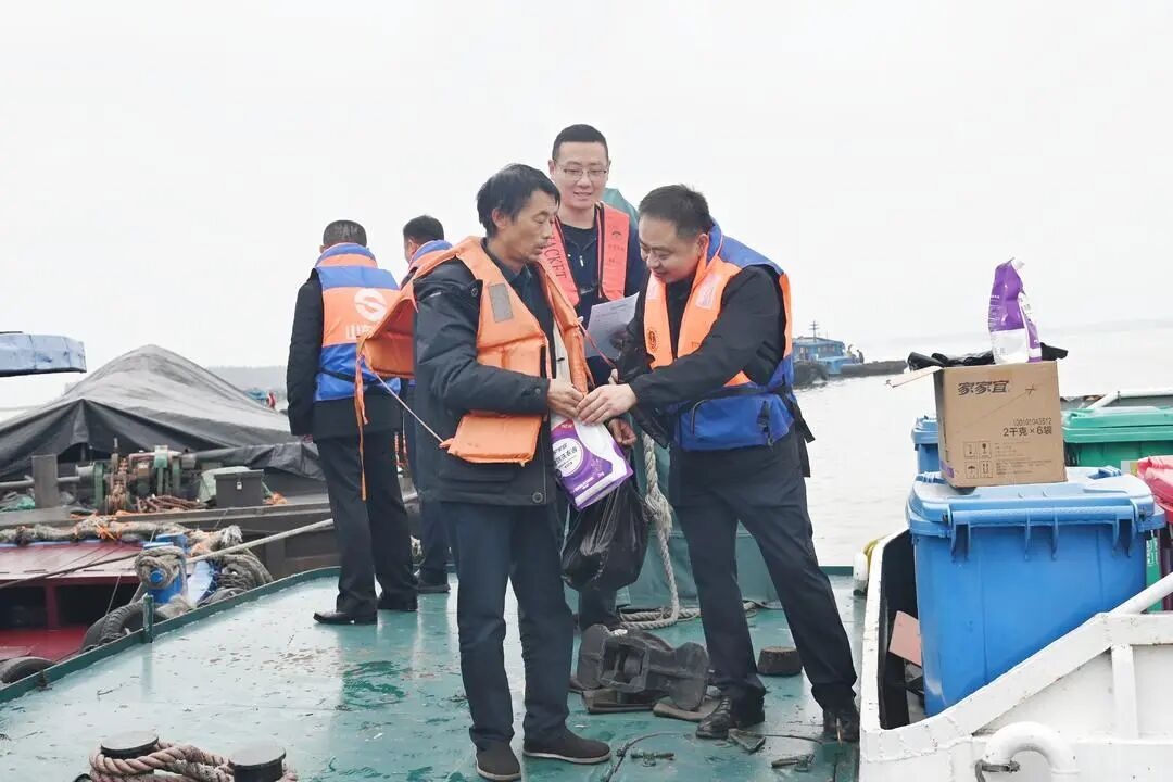 1760683018726935.jpg 06.jpg