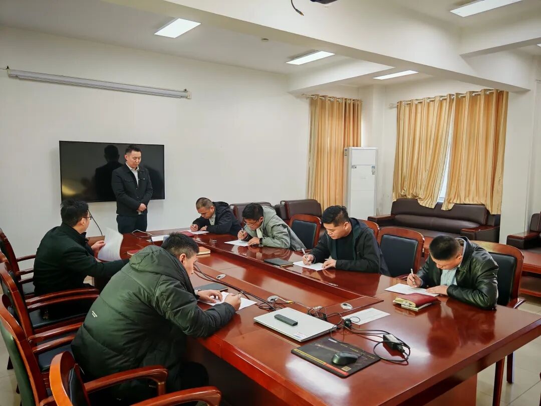 1765506351933402.jpg 02.jpg